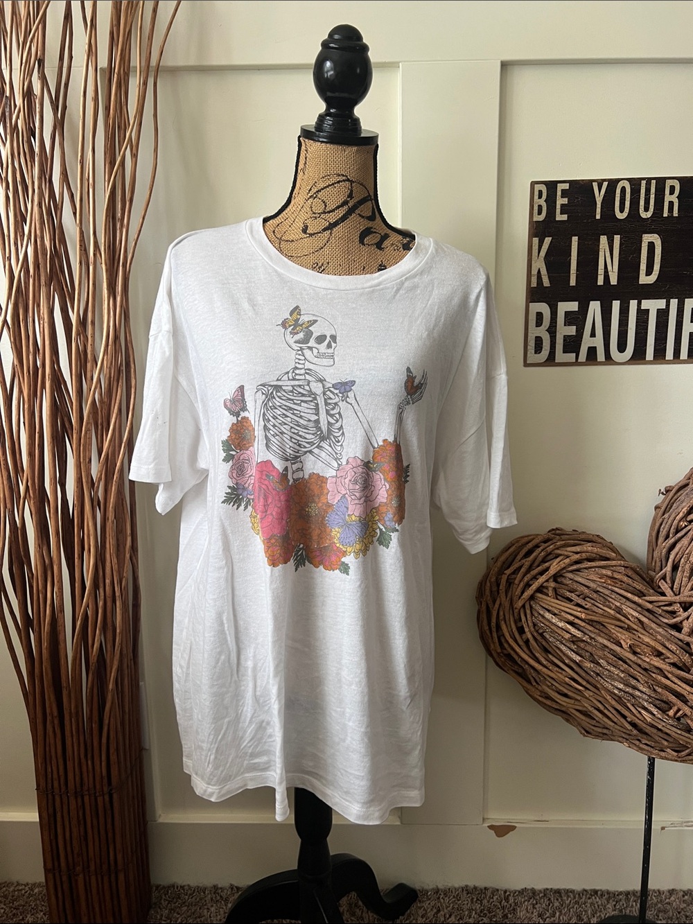American Eagle Outfitters White Short Sleeve Tee with Skeleton & Floral Graphic